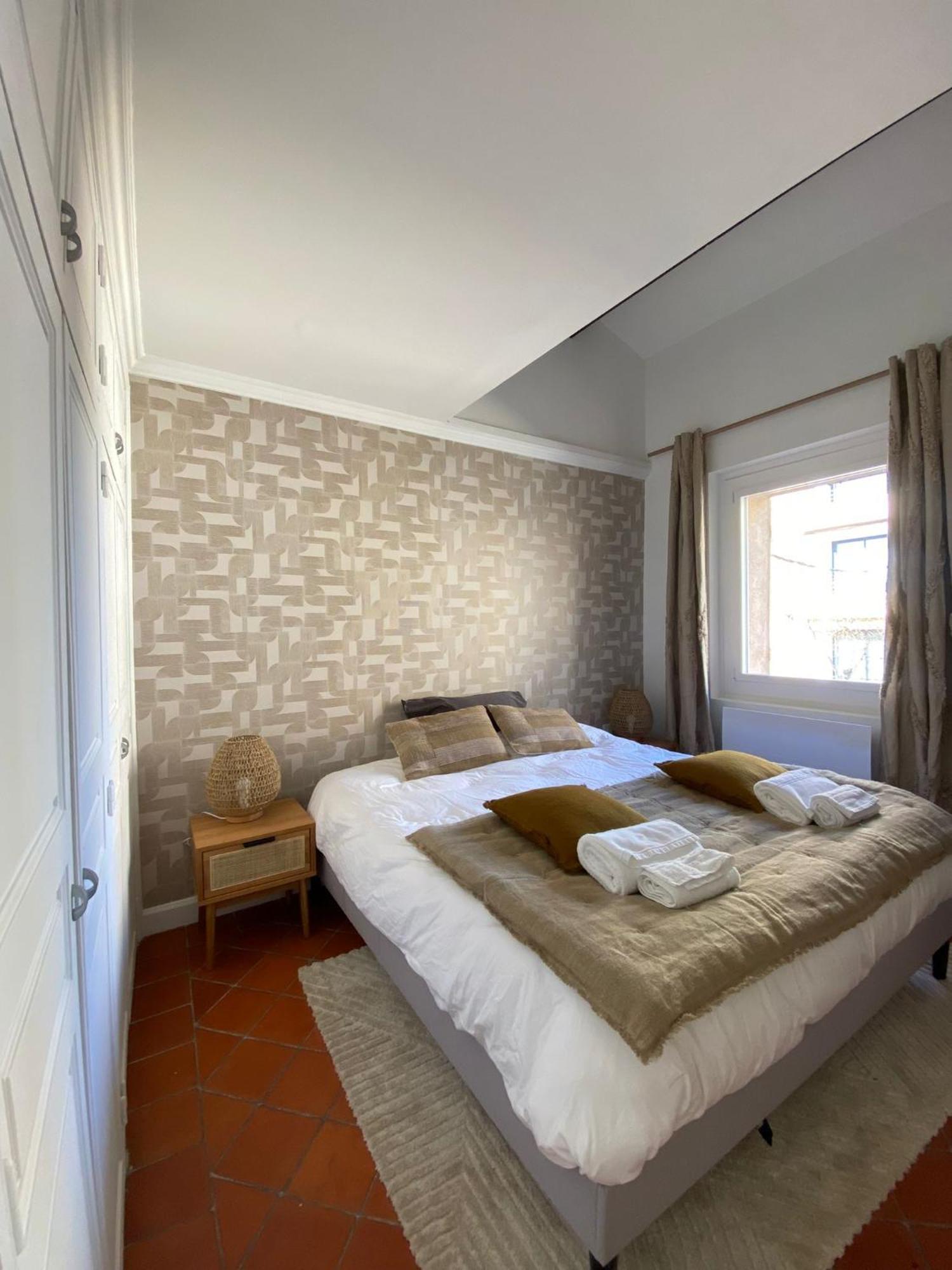 Deux Chambres Avec Terrasse Dans Le Centre Ville D'Aix En Provence เอ็ก-ซอง-โพรวองซ์ ภายนอก รูปภาพ